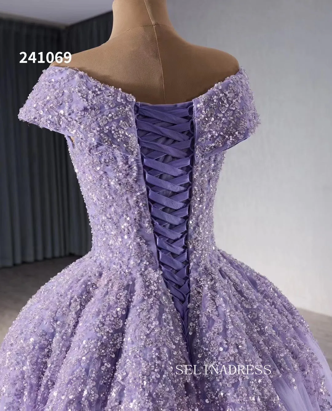 Luxury Lilac V neck Beaded Long Formal Dresses Evening Dress 241069